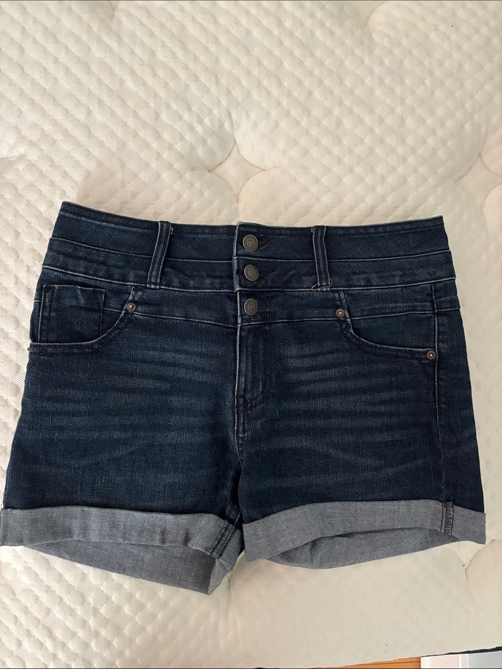 (4/30$) High-Waist Dark Blue Denim Roll-Cuff Women’s Shorts